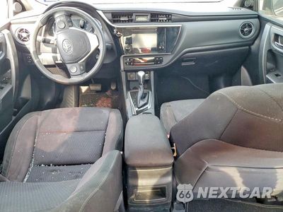 Zdjęcie 8 z 13 samochodu: 2018 TOYOTA COROLLA LE VIN:5YFBURHE9JP748870 - miniatura
