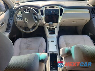 Zdjęcie 8 z 13 samochodu: 2006 TOYOTA HIGHLANDER HYBRID VIN:JTEEW21A560022782 - miniatura
