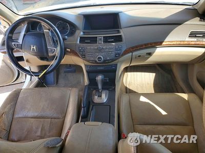 Zdjęcie 8 z 12 samochodu: 2008 HONDA ACCORD EXL VIN:1HGCP36818A029263 - miniatura