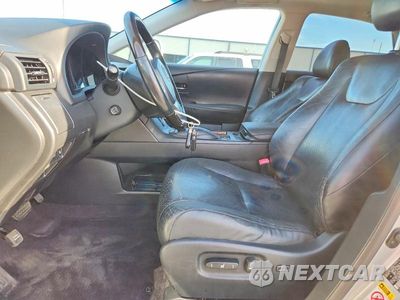 Zdjęcie 7 z 13 samochodu: 2013 LEXUS RX 450H VIN:JTJZB1BA3D2412143 - miniatura
