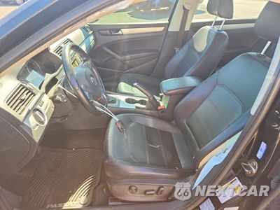 Zdjęcie 7 z 12 samochodu: 2013 VOLKSWAGEN PASSAT SE VIN:1VWBP7A3XDC063937 - miniatura