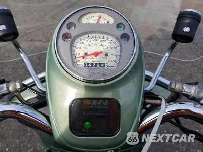Zdjęcie 7 z 9 samochodu: 2008 VESPA GTS 250 VIN:ZAPM459L485501549 - miniatura