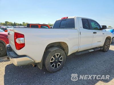 Trzecie zdjęcie samochodu z tyłu: 2017 TOYOTA TUNDRA SR5 VIN:5TFUW5F18HX647584 - miniatura