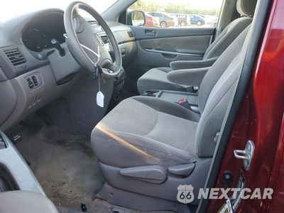 Zdjęcie 7 z 14 samochodu: 2007 TOYOTA SIENNA LE 8-PASSENGER VIN:5TDZK23C47S014252 - miniatura