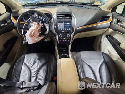 Zdjęcie 8 z 13 samochodu: 2016 LINCOLN MKC RESERVE VIN:5LMCJ3D92GUJ27512 - miniatura