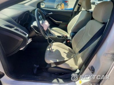 Zdjęcie 7 z 13 samochodu: 2015 FORD FOCUS TITANIUM VIN:1FADP3N26FL238182 - miniatura