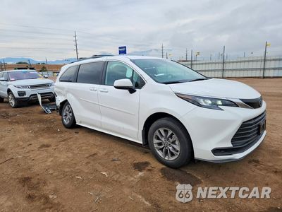 Czwarte zdjęcie samochodu z boku: 2025 TOYOTA SIENNA LE VIN:5TDKSKFC3SS207983 - miniatura