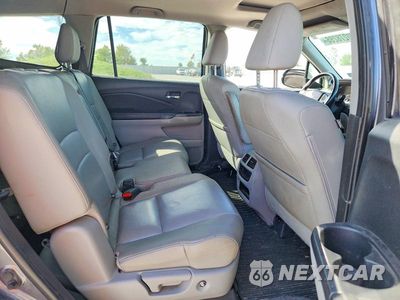 Zdjęcie 10 z 13 samochodu: 2016 HONDA PILOT EXL VIN:5FNYF6H58GB108804 - miniatura