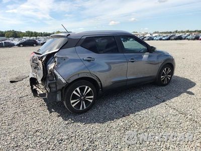 Trzecie zdjęcie samochodu z tyłu: 2020 NISSAN KICKS SV VIN:3N1CP5CV3LL524783 - miniatura