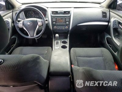 Zdjęcie 8 z 13 samochodu: 2015 NISSAN ALTIMA 2.5 S VIN:1N4AL3AP5FC234866 - miniatura