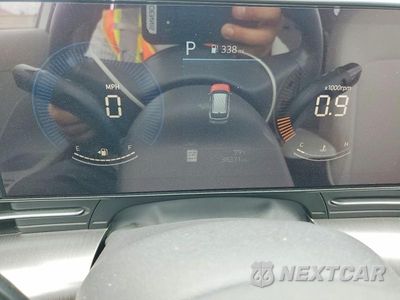 Zdjęcie 9 z 13 samochodu: 2025 HYUNDAI KONA SEL VIN:KM8HB3AB8SU250799 - miniatura