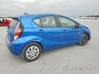 Trzecie zdjęcie samochodu z tyłu: 2016 TOYOTA PRIUS C TWO VIN:JTDKDTB33G1137377 - miniatura