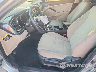 Zdjęcie 7 z 13 samochodu: 2013 KIA OPTIMA LX VIN:5XXGM4A71DG093542 - miniatura