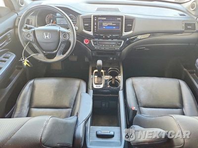 Zdjęcie 8 z 12 samochodu: 2019 HONDA RIDGELINE RTL VIN:5FPYK3F78KB027512 - miniatura