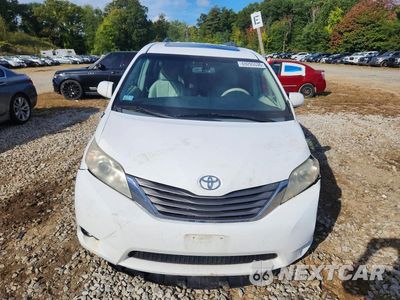Piąte zdjęcie samochodu w środku: 2011 TOYOTA SIENNA XLE 8-PASSENGER VIN:5TDYK3DC0BS001815 - miniatura