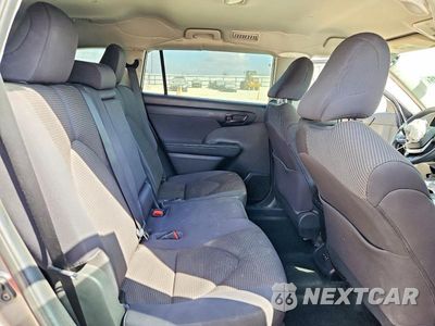 Zdjęcie 11 z 14 samochodu: 2023 TOYOTA HIGHLANDER L VIN:5TDKDRAH0PS515366 - miniatura