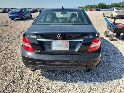 Zdjęcie 6 z 12 samochodu: 2012 MERCEDES-BENZ C 300 4MATIC VIN:WDDGF8BB9CR228787 - miniatura