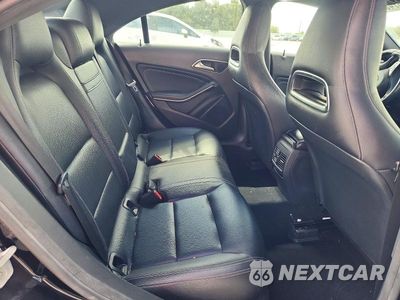 Zdjęcie 10 z 13 samochodu: 2016 MERCEDES-BENZ CLA 250 VIN:WDDSJ4EB2GN370294 - miniatura