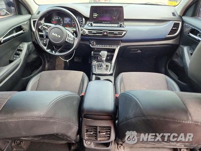 Zdjęcie 8 z 13 samochodu: 2022 KIA SELTOS S VIN:KNDEUCAA9N7251245 - miniatura