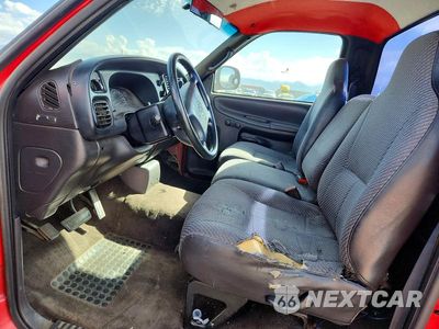 Zdjęcie 7 z 12 samochodu: 2000 DODGE RAM 1500 VIN:1B7HC16X4YS627918 - miniatura