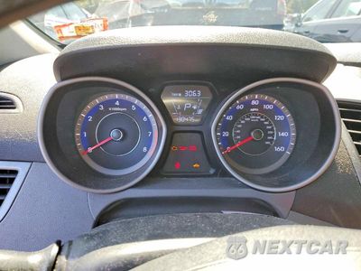 Zdjęcie 9 z 12 samochodu: 2016 HYUNDAI ELANTRA LIMITED VIN:KMHDH4AE7GU515653 - miniatura