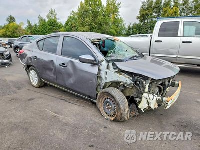 Czwarte zdjęcie samochodu z boku: 2017 NISSAN VERSA 1.6 S PLUS VIN:3N1CN7AP6HL901572 - miniatura