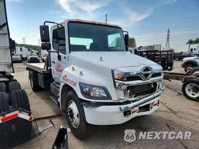 Czwarte zdjęcie samochodu z boku: 2021 HINO HINO L6 VIN:5PVNJ8AV0M5T50927 - miniatura