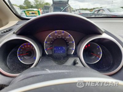Zdjęcie 9 z 12 samochodu: 2013 HONDA FIT VIN:JHMGE8H39DC080088 - miniatura