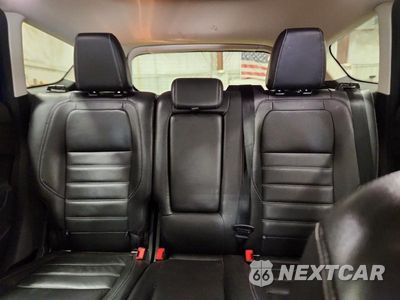 Zdjęcie 10 z 13 samochodu: 2017 FORD ESCAPE TITANIUM VIN:1FMCU9J93HUC08098 - miniatura