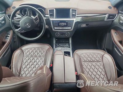 Zdjęcie 8 z 12 samochodu: 2015 MERCEDES-BENZ GL 550 4MATIC VIN:4JGDF7DEXFA564669 - miniatura