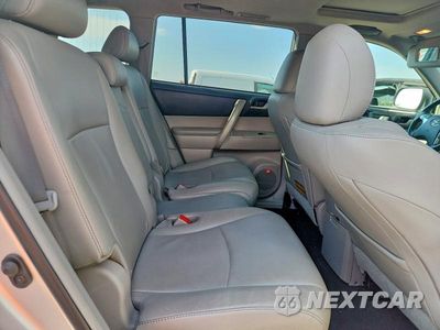 Zdjęcie 10 z 12 samochodu: 2011 TOYOTA HIGHLANDER SE VIN:5TDBK3EHXBS048804 - miniatura