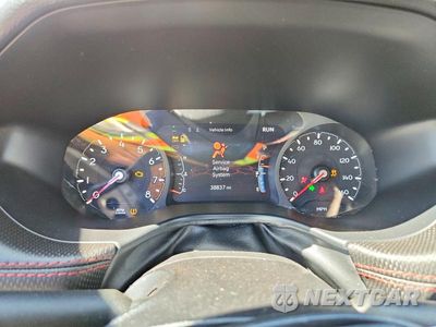 Zdjęcie 9 z 12 samochodu: 2025 JEEP COMPASS TRAILHAWK VIN:3C4NJDDNXST564504 - miniatura