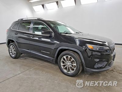 Czwarte zdjęcie samochodu z boku: 2019 JEEP CHEROKEE LATITUDE PLUS VIN:1C4PJLLX6KD439785 - miniatura