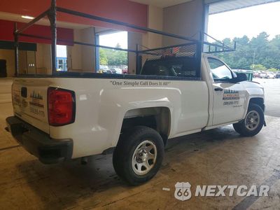 Trzecie zdjęcie samochodu z tyłu: 2018 CHEVROLET SILVERADO C1500 VIN:1GCNCNEH6JZ379463 - miniatura