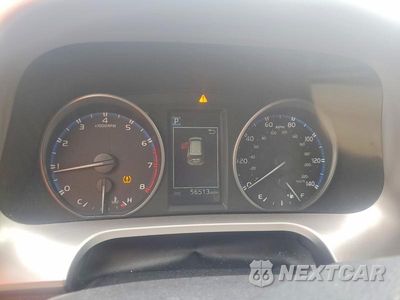 Zdjęcie 9 z 14 samochodu: 2017 TOYOTA RAV4 XLE VIN:JTMRFREV5HJ121174 - miniatura