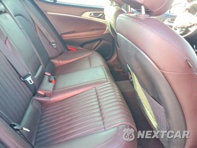 Zdjęcie 10 z 12 samochodu: 2022 GENESIS G70 2.0T VIN:KMTG34TA0NU087658 - miniatura