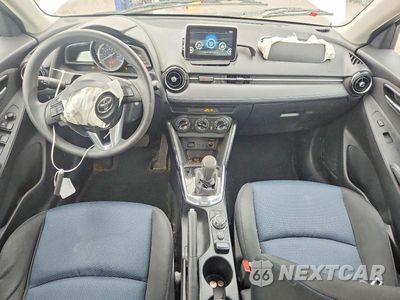 Zdjęcie 8 z 12 samochodu: 2017 TOYOTA YARIS IA BASE VIN:3MYDLBYV1HY161027 - miniatura