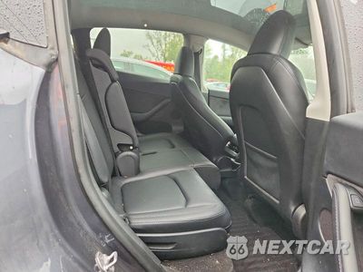 Zdjęcie 10 z 12 samochodu: 2023 TESLA MODEL Y VIN:7SAYGAEE3PF708430 - miniatura