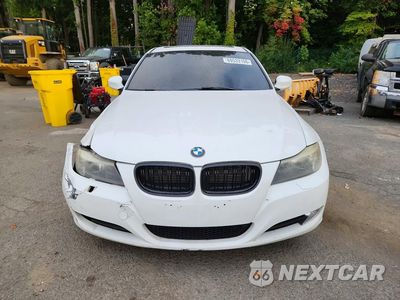 Piąte zdjęcie samochodu w środku: 2011 BMW 328 XI SULEV VIN:WBAPK5C58BA995179 - miniatura