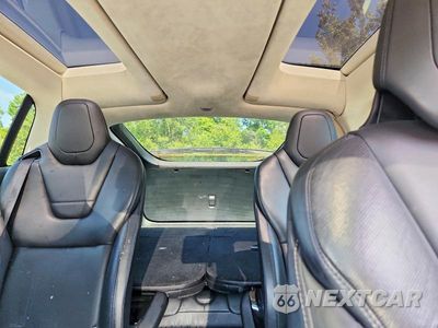 Zdjęcie 10 z 14 samochodu: 2016 TESLA MODEL X VIN:5YJXCBE24GF005709 - miniatura