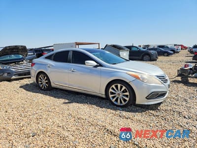 Czwarte zdjęcie samochodu z boku: 2015 HYUNDAI AZERA LIMITED VIN:KMHFH4JG0FA474177 - miniatura