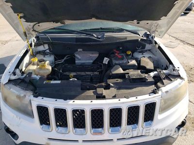 Zdjęcie 11 z 12 samochodu: 2014 JEEP COMPASS SPORT VIN:1C4NJCBAXED829572 - miniatura