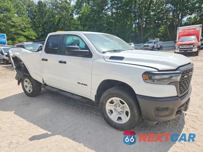 Czwarte zdjęcie samochodu z boku: 2025 RAM 1500 TRADESMAN VIN:1C6RRFCG2SN647960 - miniatura