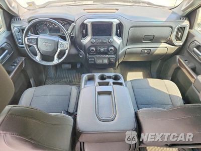 Zdjęcie 8 z 12 samochodu: 2020 CHEVROLET SILVERADO K1500 RST VIN:1GCUYEED7LZ353905 - miniatura