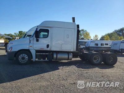 Zdjęcie 13 z 13 samochodu: 2019 FREIGHTLINER CASCADIA 125 SEMI TRUCK VIN:3AKJGLDR8KDKE5315 - miniatura