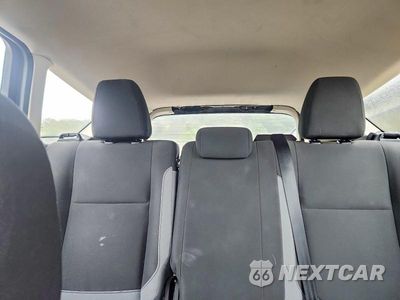 Zdjęcie 10 z 13 samochodu: 2014 FORD ESCAPE S VIN:1FMCU0F71EUC64393 - miniatura