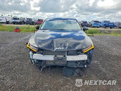 Piąte zdjęcie samochodu w środku: 2023 KIA K5 LXS VIN:5XXG14J22PG192839 - miniatura