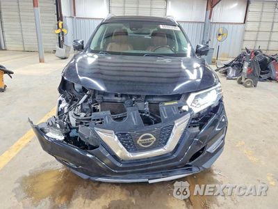 Piąte zdjęcie samochodu w środku: 2017 NISSAN ROGUE SL VIN:JN8AT2MV8HW272936 - miniatura