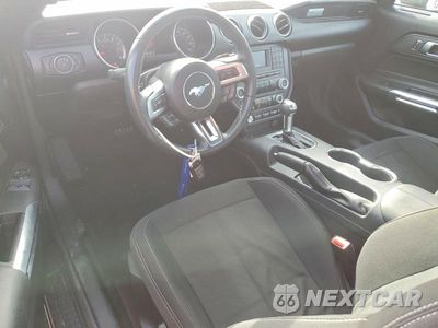 Zdjęcie 8 z 12 samochodu: 2018 FORD MUSTANG VIN:1FA6P8TH6J5121552 - miniatura