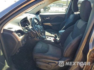 Zdjęcie 7 z 12 samochodu: 2018 JEEP CHEROKEE LATITUDE VIN:1C4PJMCB4JD586387 - miniatura